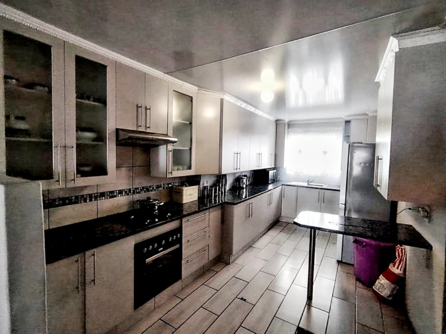 3 Bedroom Property for Sale in Amalinda Eastern Cape